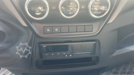 Šasija kombija IVECO DAILY 40 - 180 FAHRGESTELL, E6 OHNE MOTOR/OHNE GETRIEBE