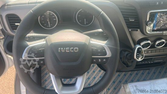 Šasija kombija IVECO DAILY 40 - 180 FAHRGESTELL, E6 OHNE MOTOR/OHNE GETRIEBE
