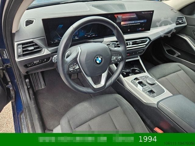 Smábíll BMW 320 d xDrive Touring Navigation