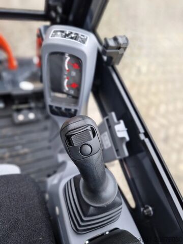 Mini-escavadora Kubota KX019-4 Hi-spec (NIEUW)