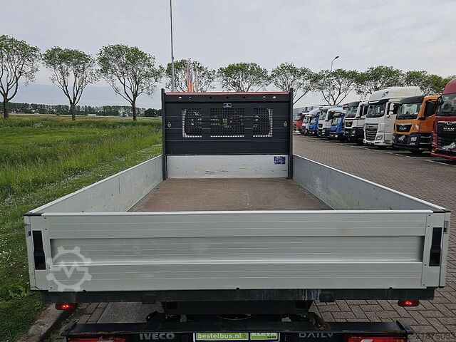 Nền tảng tải IVECO DAILY 35C14  Open-Laadbak