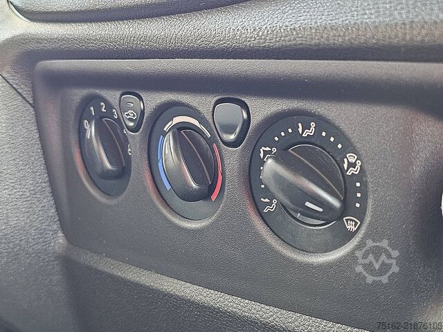Piattaforma di carico FORD TRANSIT 2.2 155Pk .!