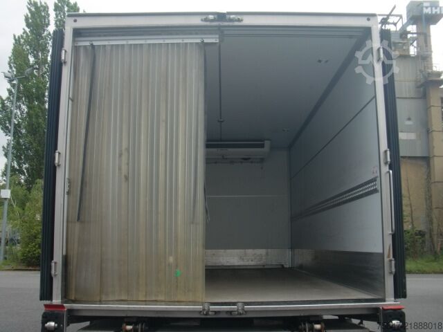 Xe tải đông lạnh Iveco EuroCargo Ml 75 E 21/P Tiefkühl LBW