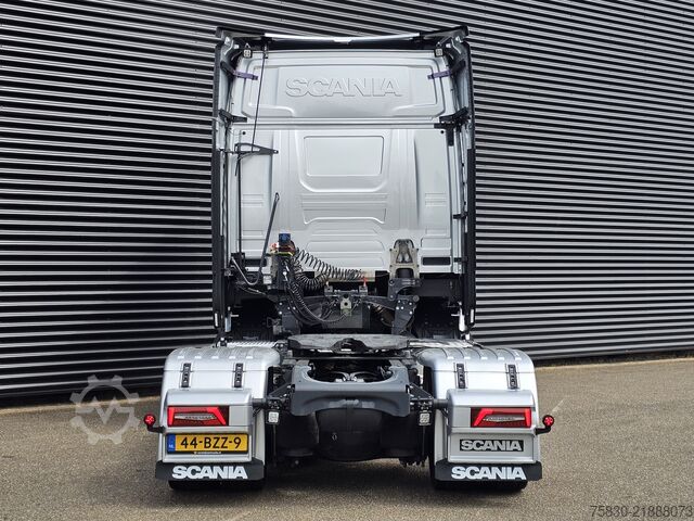Standard-SZM Scania S590 V8 4x2 / RETARDER / FULL AIR / 54DKM