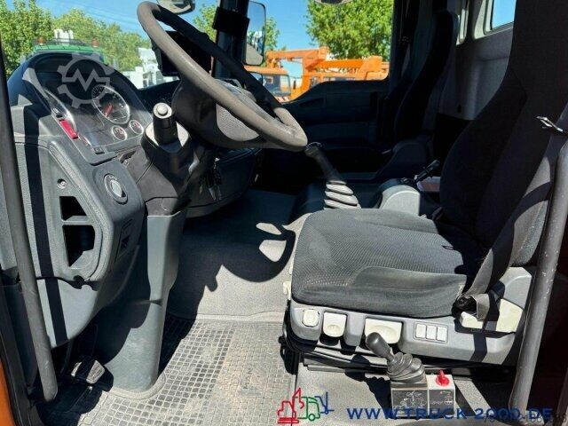 Three-sided tipper truck MAN TGL 12.220 Meiller Atlas Kran 5+6 Steuerk 146TKM
