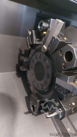 CNC-center för svarvning och fräsning DOOSAN Puma GT 2100M