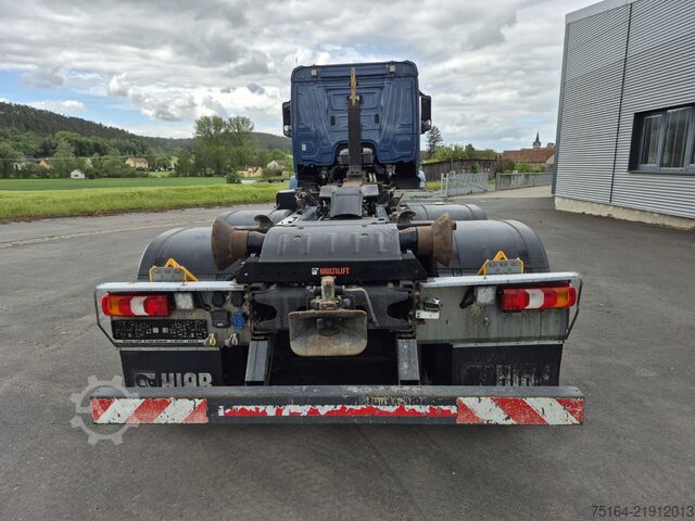 Vozidlo s hákom na kontajnery Mercedes-Benz Arocs 2645 L 6x2