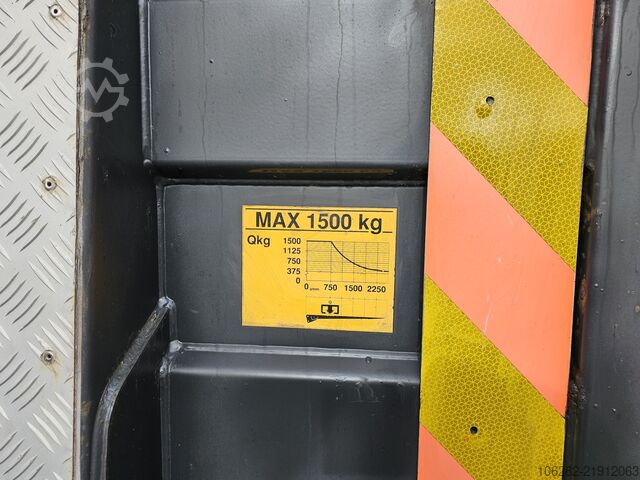 रेफ्रिजरेटेड ट्रक Volvo FL240 4x2 Ladeborwand