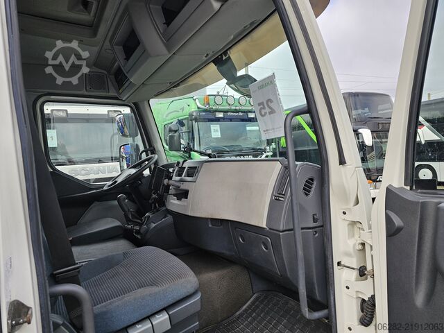 रेफ्रिजरेटेड ट्रक Volvo FL240 4x2 Ladeborwand