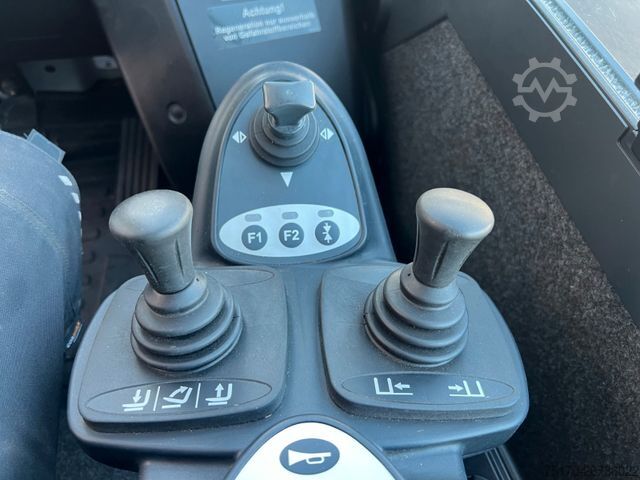 Фронтальный погрузчик-вилочный STILL RX70-30 / Triplex: 4.60m / nur 568h / SS / Waage