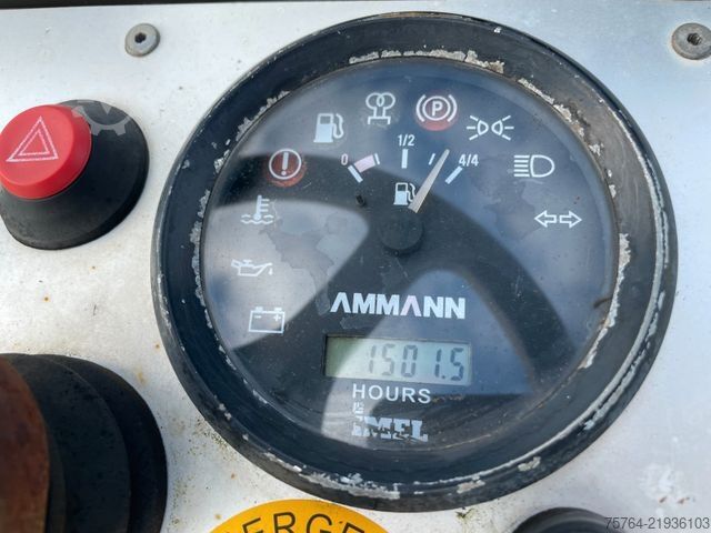 Rodillo de tambor único AMMANN Tandem-Vibrationswalze AV16-2