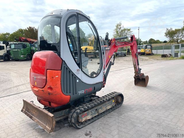 Miniexcavadora NEUSON 1903 RD Minibagger/ Planierschild verbreiterbar