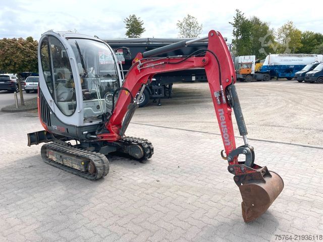 Miniexcavadora NEUSON 1903 RD Minibagger/ Planierschild verbreiterbar
