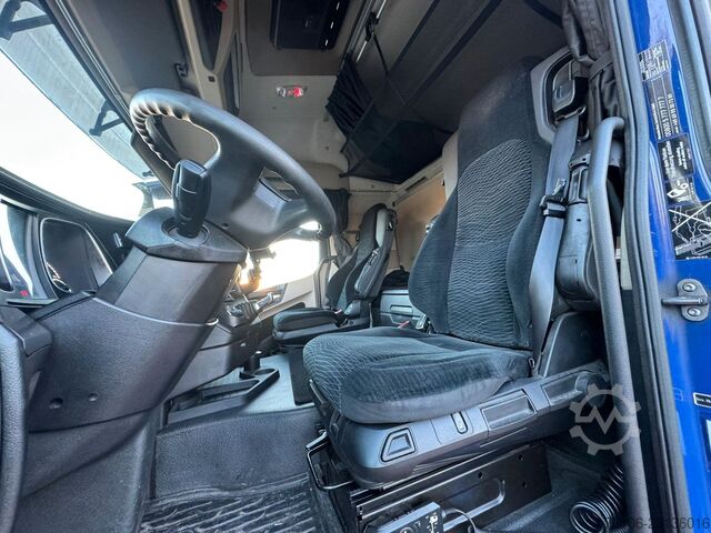 Dobozos teherautó MERCEDES-BENZ Actros 2545 6x2 Getränkewagen
