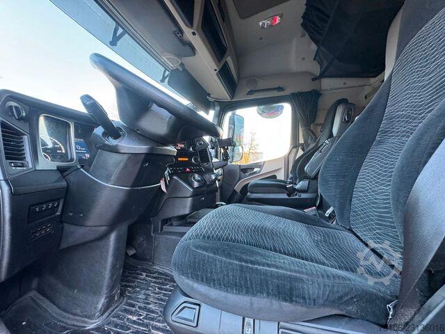 Dobozos teherautó MERCEDES-BENZ Actros 2545 6x2 Getränkewagen