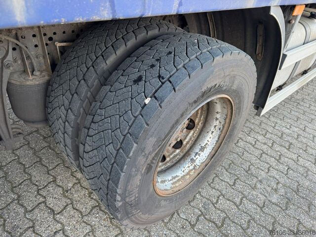 Dobozos teherautó MERCEDES-BENZ Actros 2545 6x2 Getränkewagen