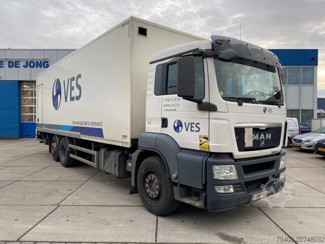 Resväska MAN TGS 26.320 / 6x2/4 / ADR / Closed box / Dhollandia