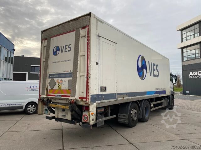 Resväska MAN TGS 26.320 / 6x2/4 / ADR / Closed box / Dhollandia