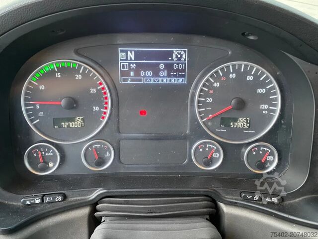 Resväska MAN TGS 26.320 / 6x2/4 / ADR / Closed box / Dhollandia