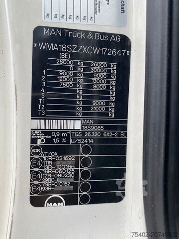 Resväska MAN TGS 26.320 / 6x2/4 / ADR / Closed box / Dhollandia