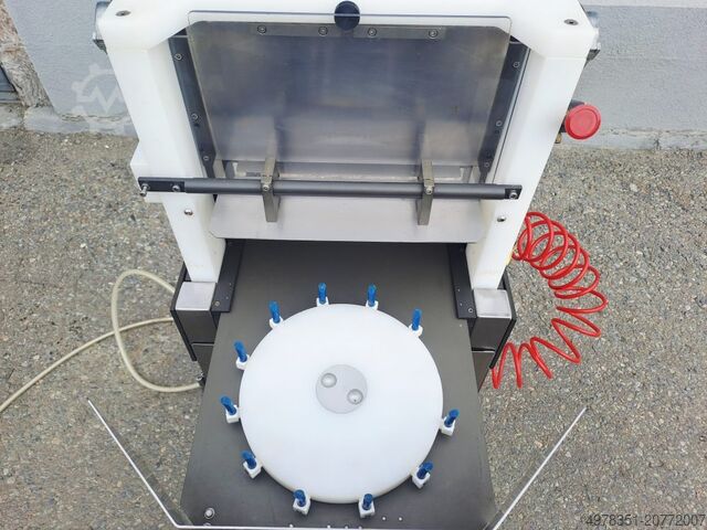 Kakkujen ja leivonnaisten leikkuri FoodTools CS-4AAC