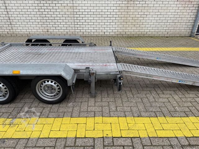 Platformă de lucru telescopică articulată Platform Basket Spider 15.75 pro