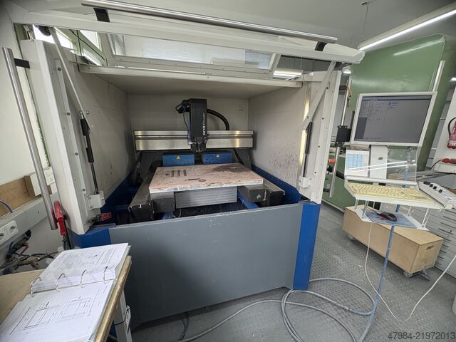 Trung tâm gia công CNC DATRON M 10 TmA