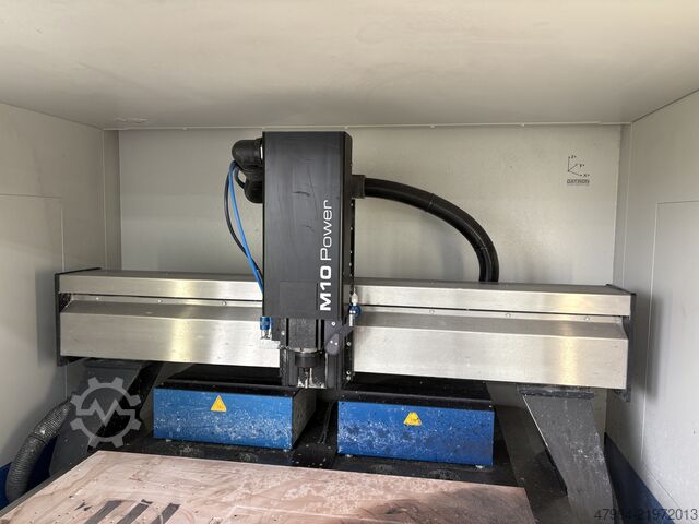 Trung tâm gia công CNC DATRON M 10 TmA