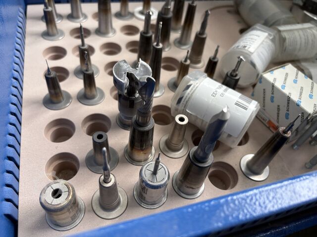 Trung tâm gia công CNC DATRON M 10 TmA