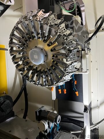 Vertikālais apstrādes centrs FANUC ROBODRILL α-D21LiB5