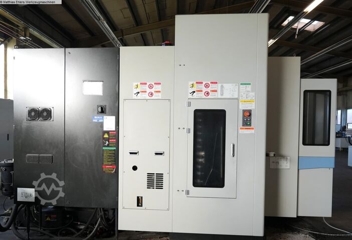 যন্ত্র কেন্দ্র - অনুভূমিক DOOSAN HC 400