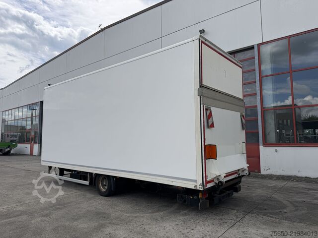 Koteloperävaunu Ackermann Z-KA-F10.5/7,6  1 Achs Kofferanhänger mit Ladebordwand 10,5 t GG