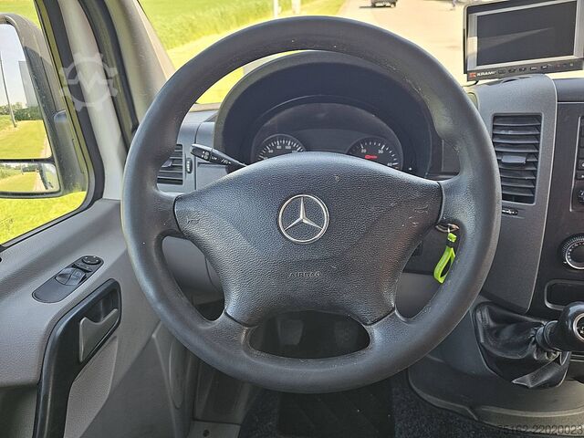垃圾车 MERCEDES-BENZ SPRINTER 513