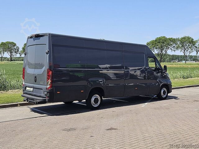 Xe ga mui cao IVECO DAILY 35S18 L4H2 3.0Ltr Automaat