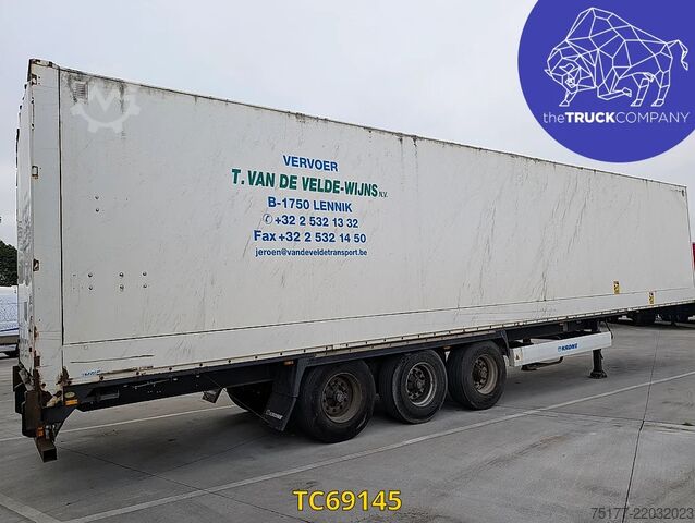 Chiếc vali Krone 