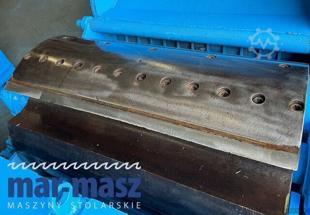  KLOCKNER 900×180 HS 4 WT z przenośnikiem łańcuchowym typu redler
