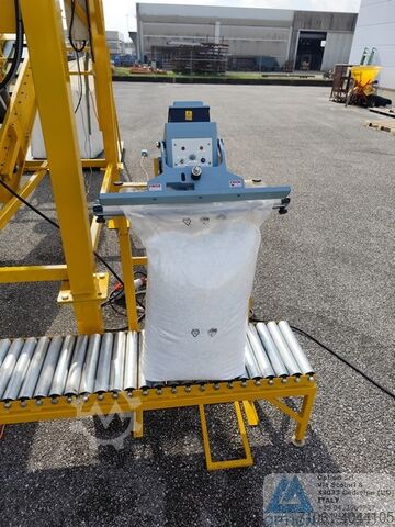 آلة تعبئة الأكياس الكبيرة (Big-Bag) وأكياس 25 كجم OPTION ARK03