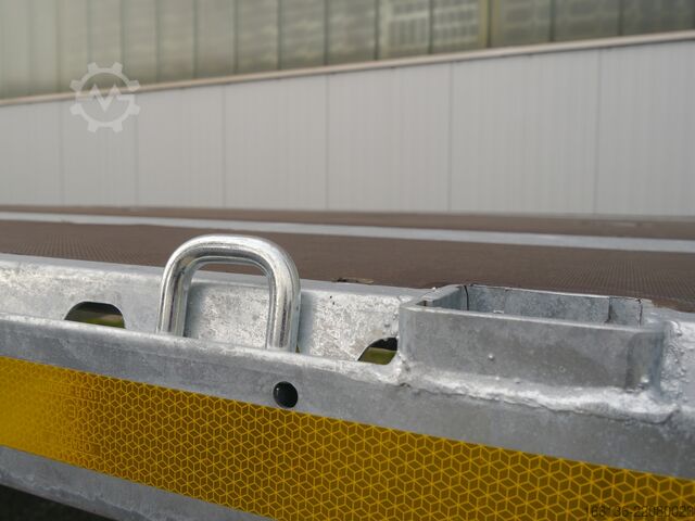 Remorque semi-ouverte Fliegl SDS 390 Plateau mit Verriegelung+Rungen