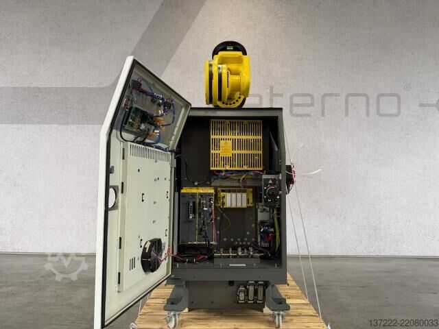 Robot remis à neuf avec une garantie d'un an FANUC M-900iA/260L