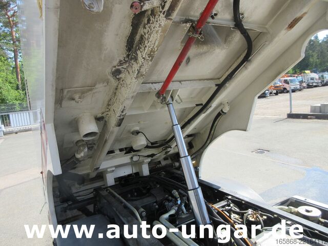 Barredora de calzadas Multicar Tremo X56 CMAR Hybre 2000 EU5  Allrad