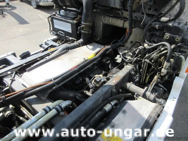 Barredora de calzadas Multicar Tremo X56 CMAR Hybre 2000 EU5  Allrad
