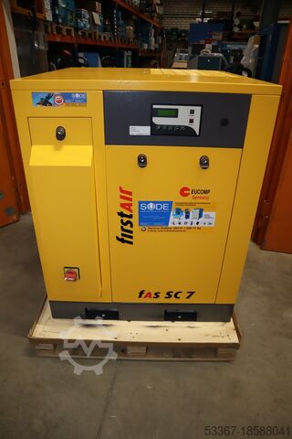 Varijabilni vijčani kompresor od 7,5 kW FirstAir FAS SC 7
