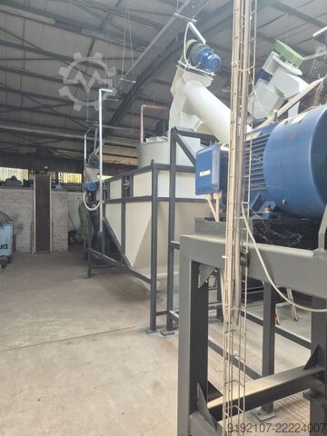 Línea de reciclaje de botellas PET ZHANGJIAGANG LONHAM MACHINERY T CO., LTD GTE-95B