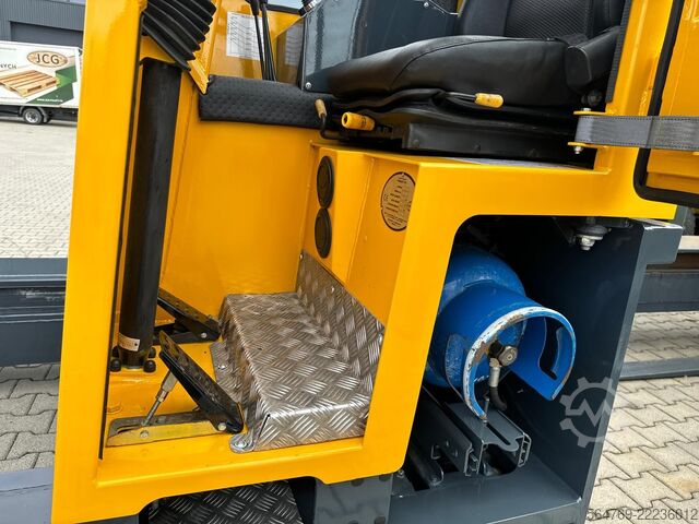 čtyřcestný vysokozdvižný vozík Combilift C3000/Triplex 5500 mm /Perfect condition