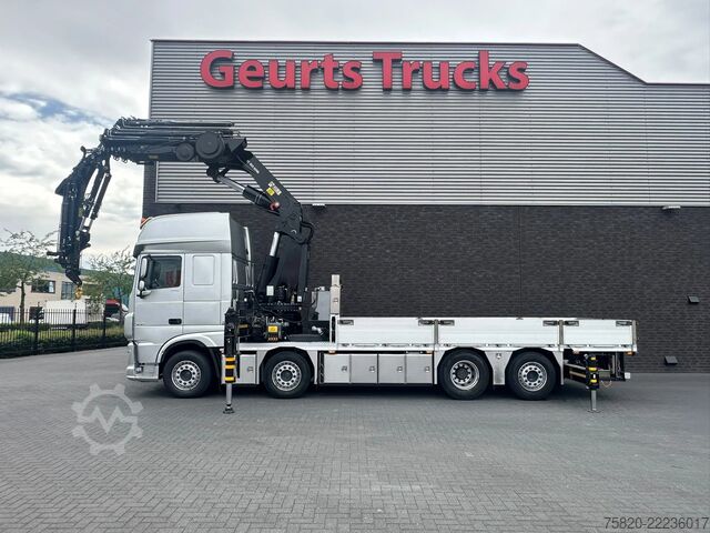 Kamion sa kranom DAF XF 530 8X2+HIAB 1055E-8+JIB 150X-6 KRAAN/KRAN/C...