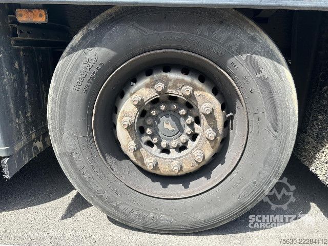 Opin hálf-vagn með segldúk Schmitz Cargobull Semitrailer Curtainsider Mega
