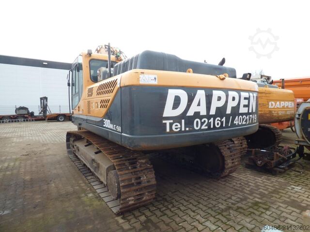 Hydrauliczna koparka gąsienicowa HYUNDAI ROBEX 300NLC-9A