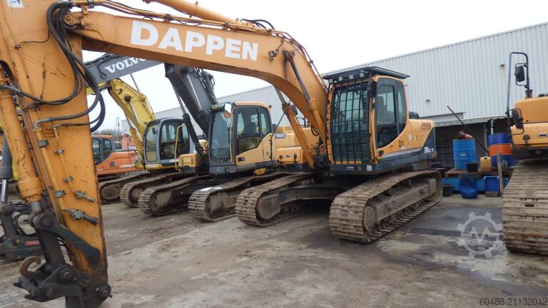 Hydrauliczna koparka gąsienicowa HYUNDAI ROBEX 210LC-9