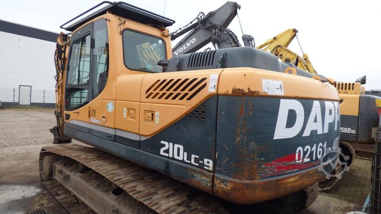 Hydrauliczna koparka gąsienicowa HYUNDAI ROBEX 210LC-9