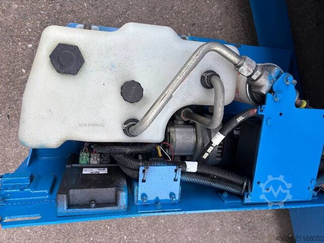 Angkat gunting Genie GS 2646 10m Scherenarbeitsbühne *Akkus NEU*